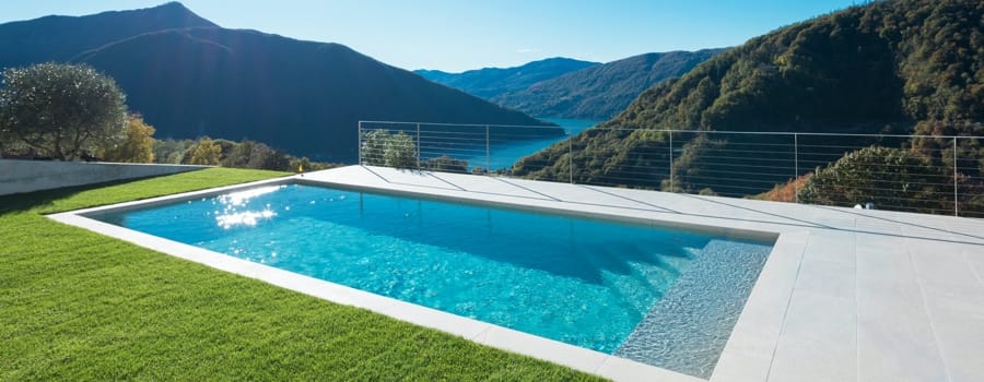 Faîtes appel à un professionnel pour votre piscine béton à Saint-Pierre-de-Plesguen